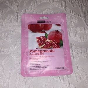 Pomegranate facial mask